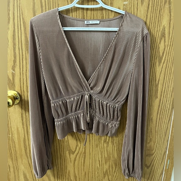 Zara Blouse - Picture 1 of 4